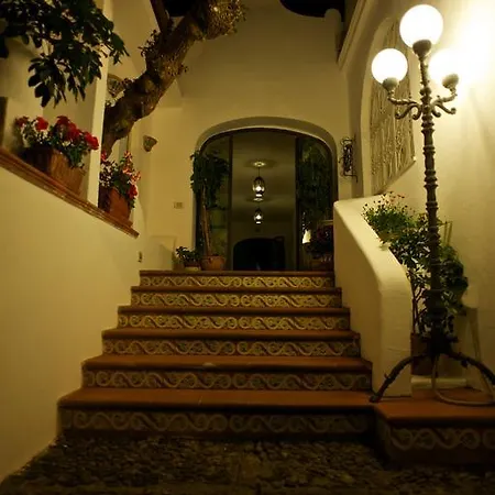 Hotel Corallo 3*
